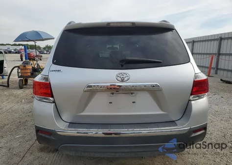 2011 Toyota Highlander Base z USA, uszkodzony, nr VIN 5TDZK3EH4BS036291